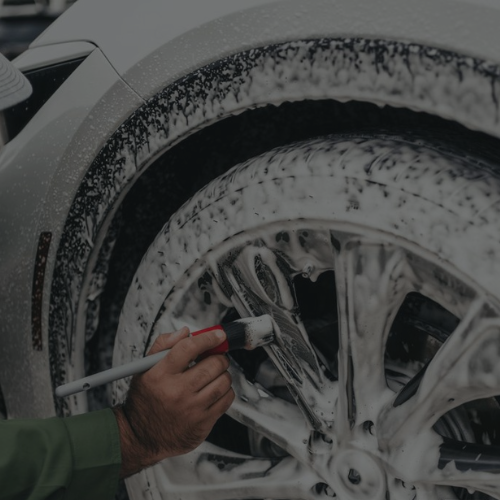 SUV/Vans/Trucks 7+ (Standard Detail)